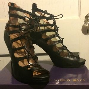 Chase + Chloe Caged Sandals Lace Up Black Size 10